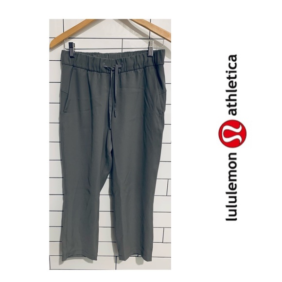 Lululemon On the Fly grey sage 23” crop woven Pants 6 - Picture 6 of 7